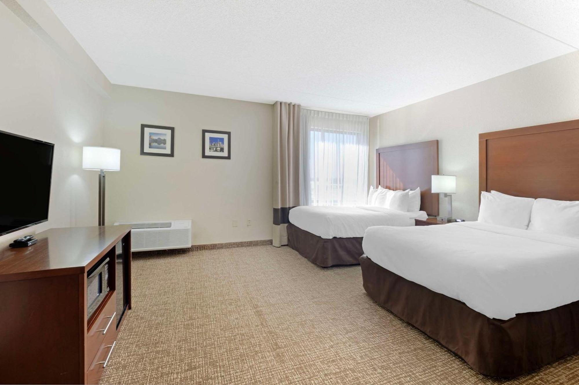 Hotel Comfort & Wichita