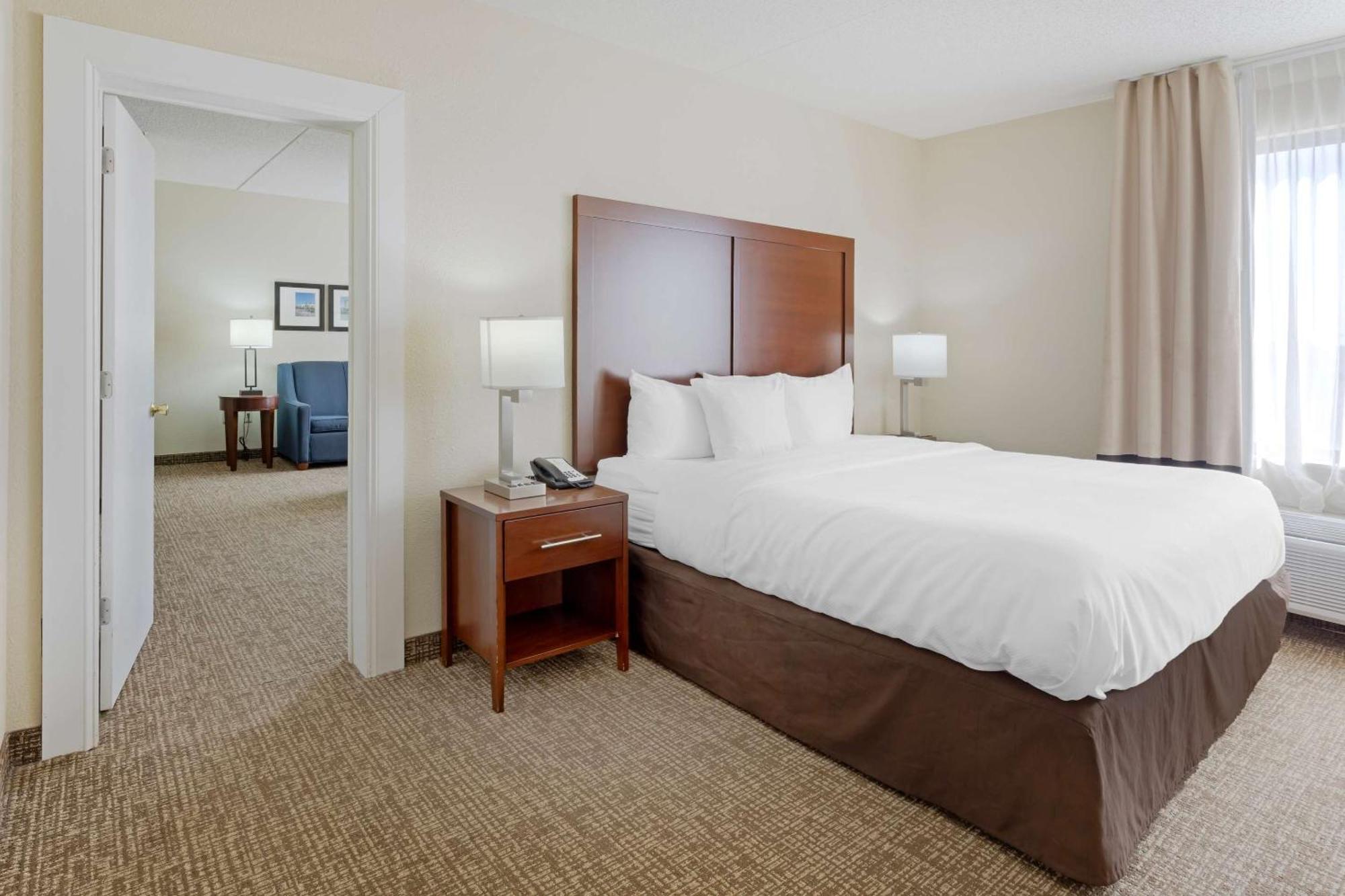 Comfort & 3* Wichita