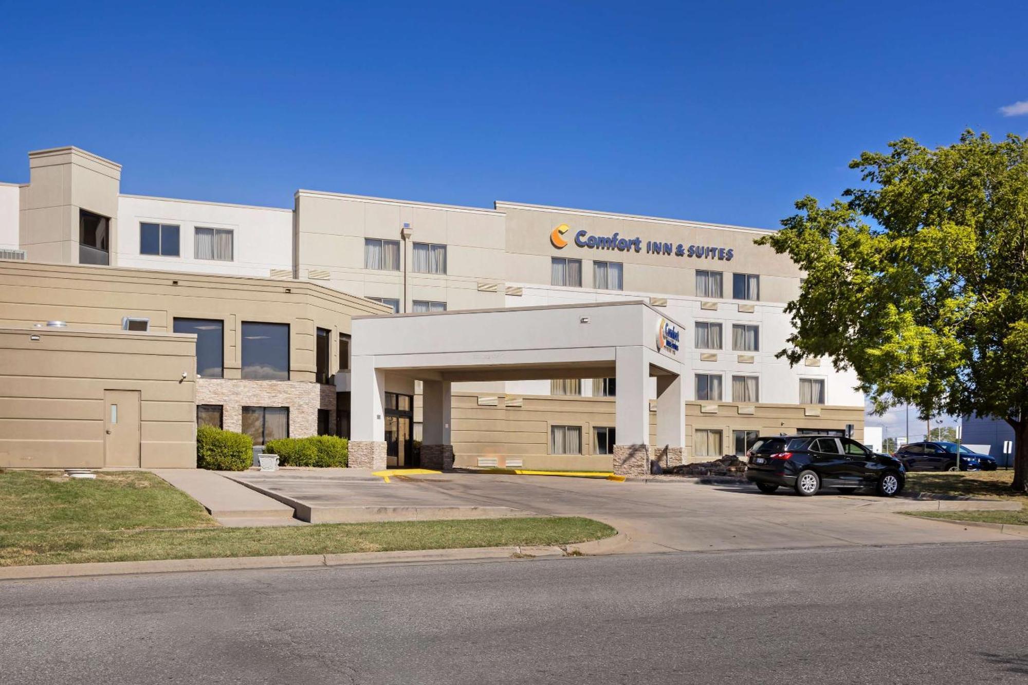 Hotel Comfort & 3*