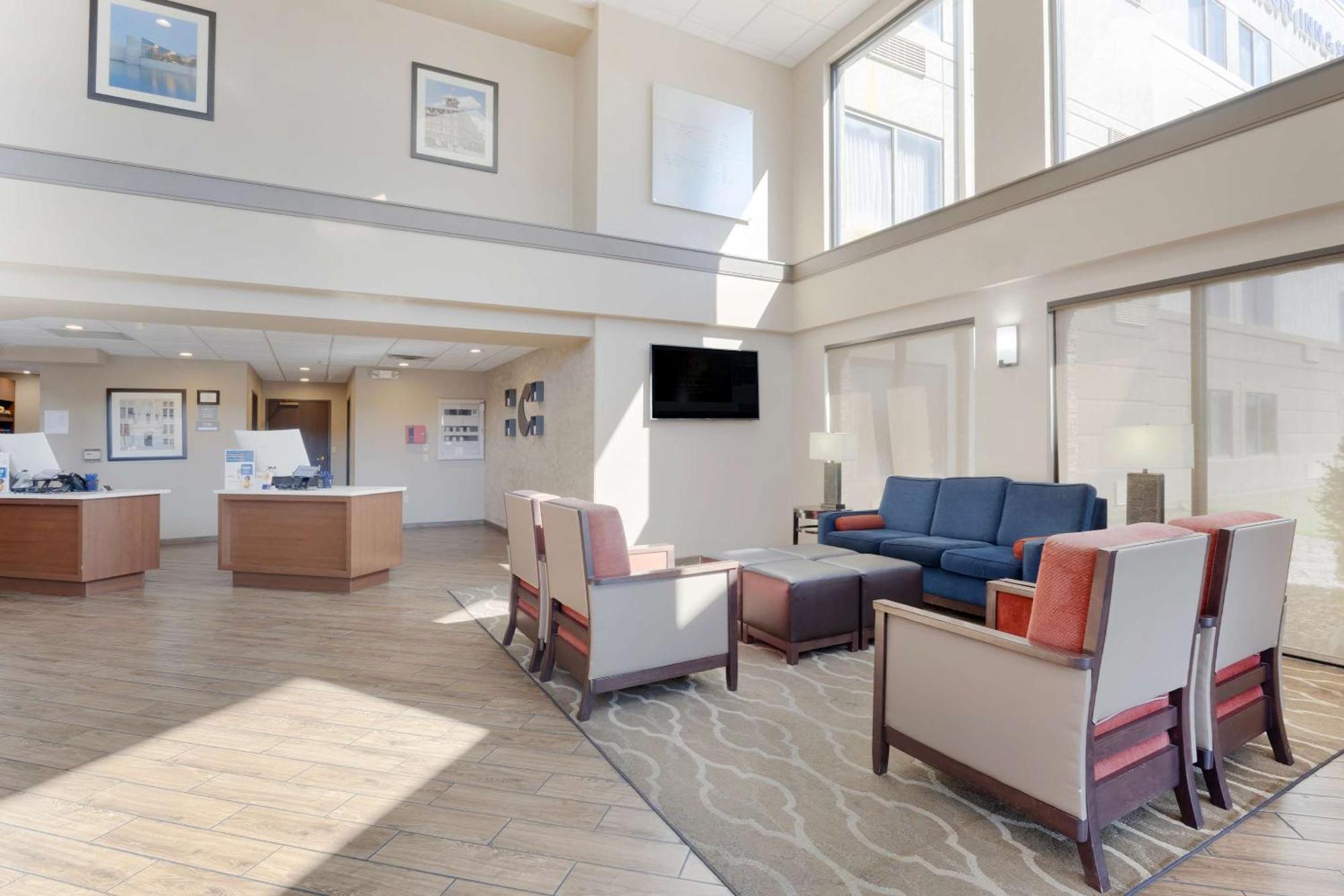 Hotel Comfort & Wichita